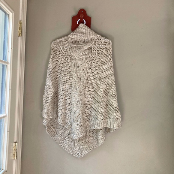 Eddie Bauer Tan Turtleneck Pullover Poncho XS/S - Picture 3 of 6